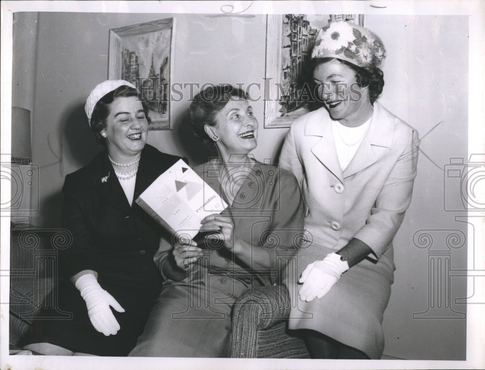 1961 Press Photo Mrs BC Wheeler,Mrs RR Amesbury &amp; Mrs CB Williams - Historic Images