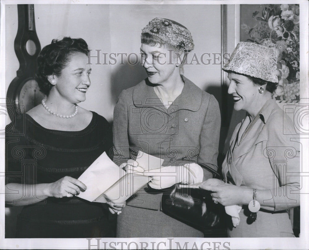 1957 Press Photo Mrs O Kelley Anderson,Mrs Wm Sheets & Mrs C L Copeland - Historic Images