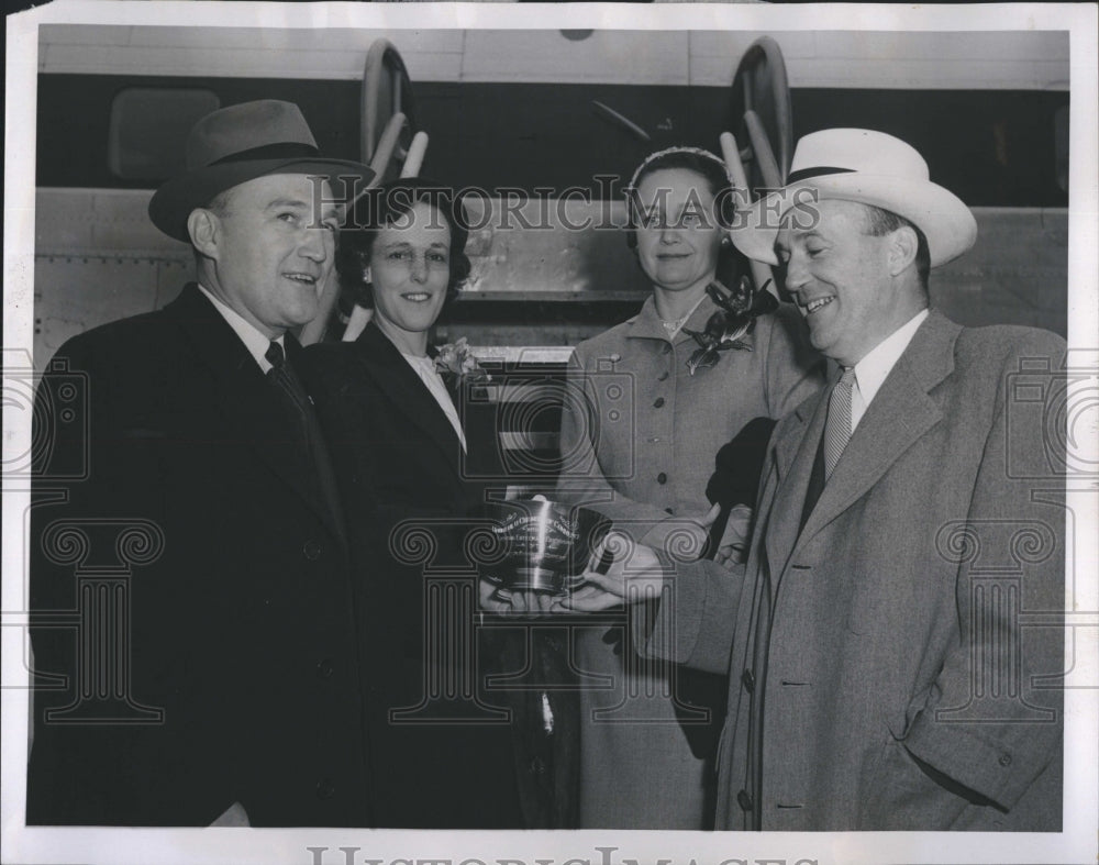 1952 Press Photo O kelley Anderson,Mrs D Arnold, Mrs Anderson &amp; Duane Anderson - Historic Images