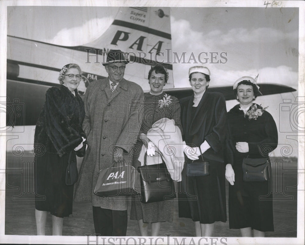 1957 Press Photo Mr &amp; Mrs Henry W Behns &amp; Ann G McNamara &amp; Irene Harnois - Historic Images