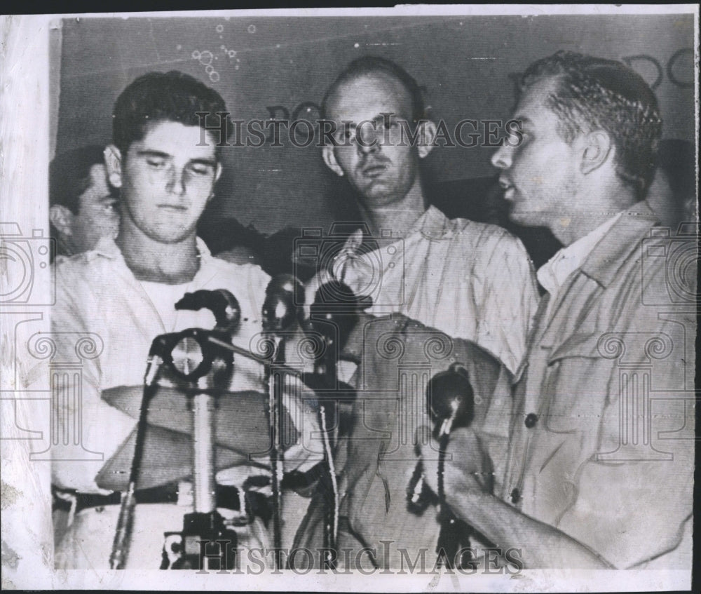 1955 Press Photo Former American Turncoat Soldiers Hold Press Conference - Historic Images