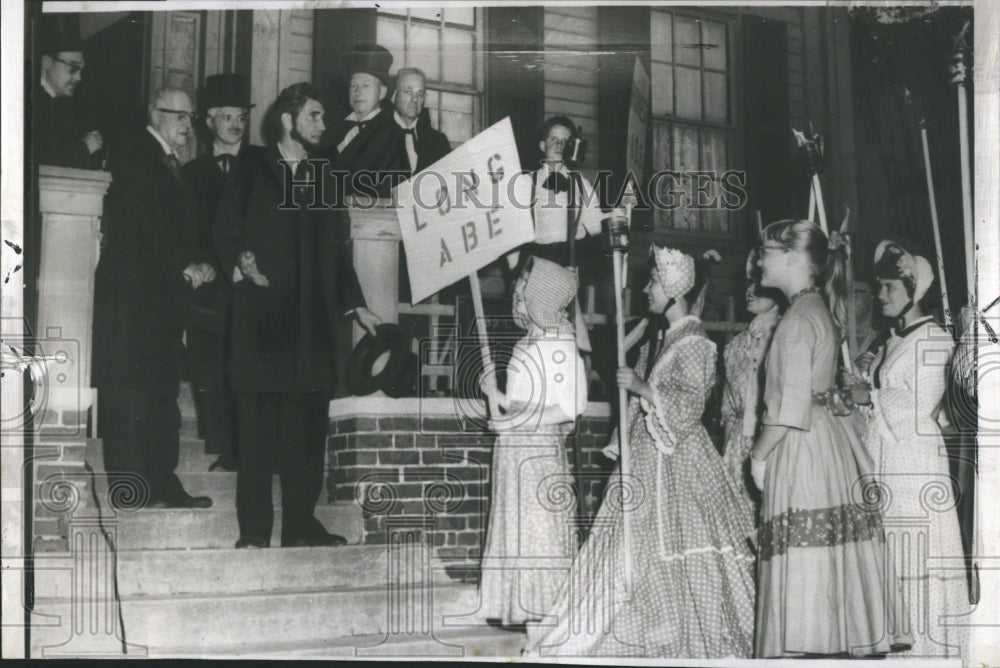 1960 Press Photo State Rep William Horsley dressed as Abraham Lincoln - Historic Images