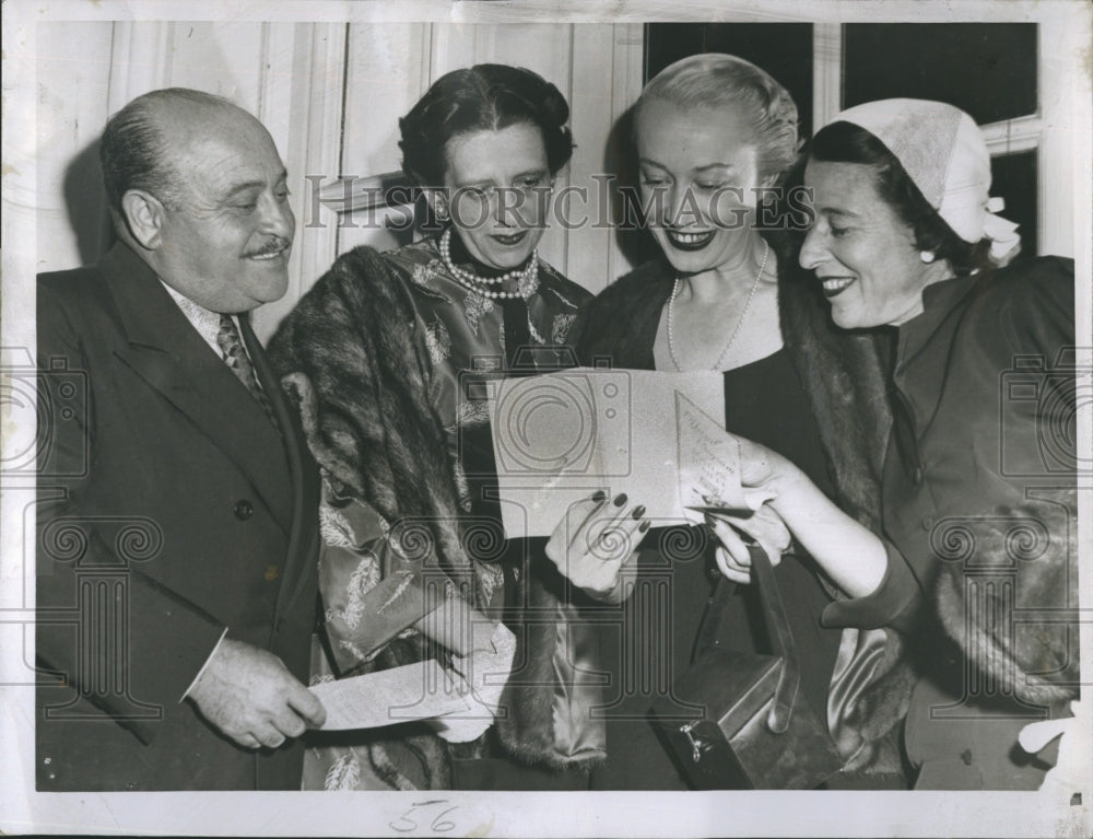 1950 Press Photo Boston fashion Group Dinner &amp; fashion Show - Historic Images