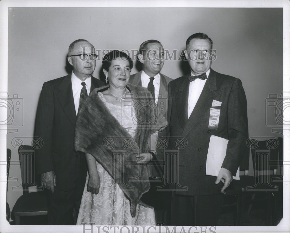 1955 Press Photo John J Clark,William Warburton &amp; wife &amp; GR Bisson,Insurance Agt - Historic Images