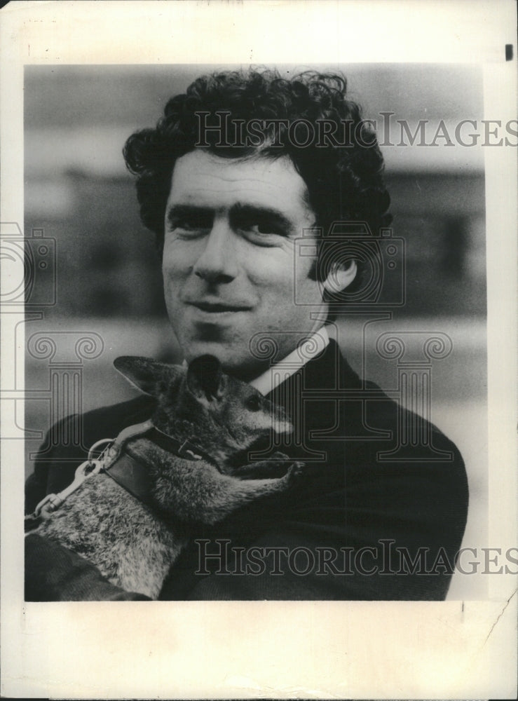 1983 Press Photo Elliot Gould in &quot;Matilda&quot; - Historic Images