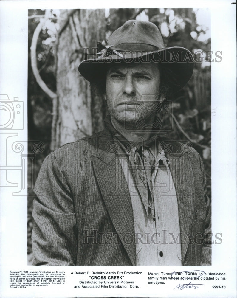 1984 Press Photo Marsh Turner as Rip Torn in Cross Creek - Historic Images