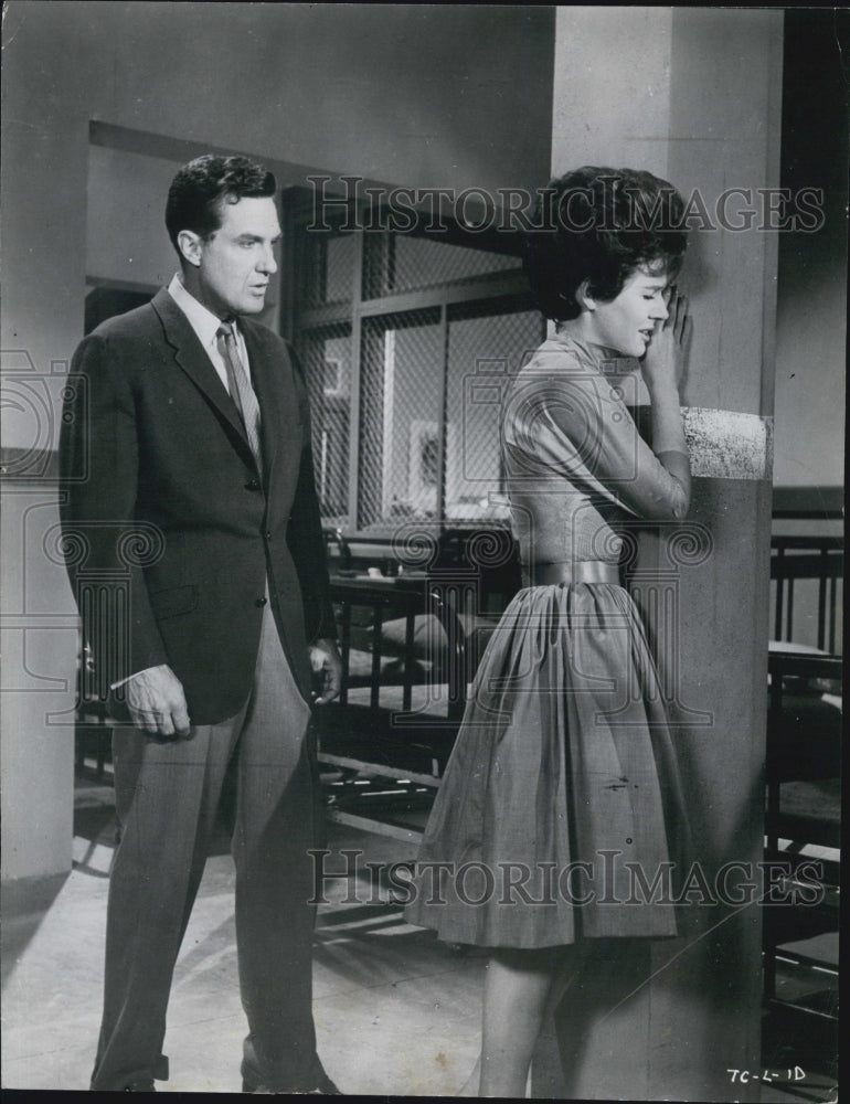 1963 Press Photo Actor Robert Stack Actress Polly Bergen - Historic Images