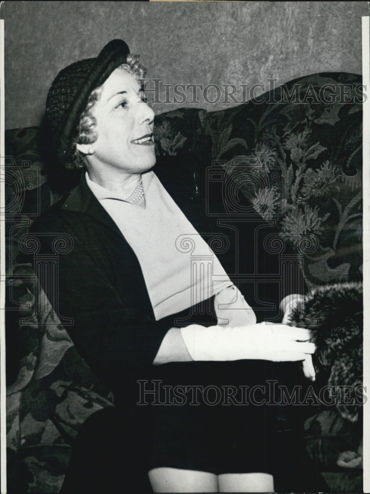 1937 Press Photo Edna Ferber, noted novelist and playwright - Historic Images