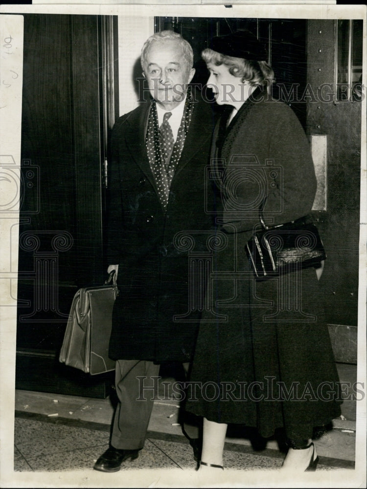 1955 Press Photo Alfred B. Cenedella and wife - Historic Images