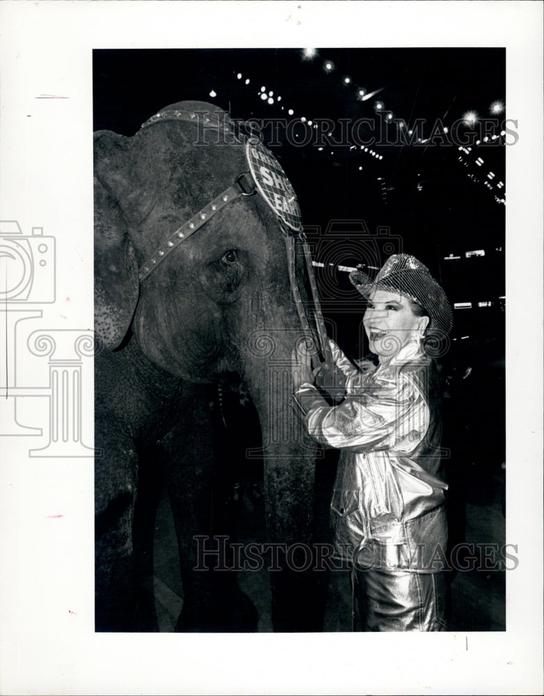 1992 Press Photo Yolanda Cellucci - Historic Images