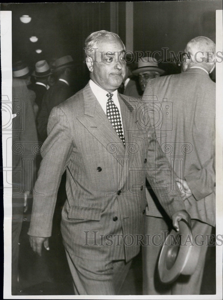 1954 Press Photo Ex-Judge Anthony Centracchio apppears for hearing - Historic Images