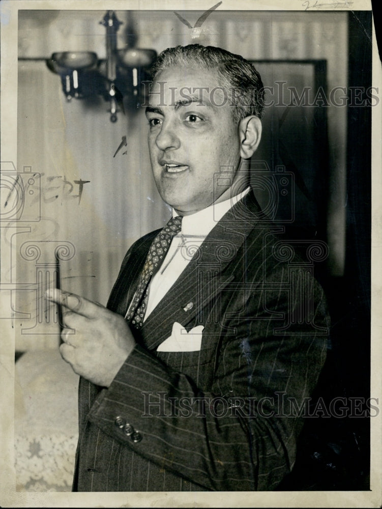 1943 Press Photo Justice A A Centracchio admits evading taxes - Historic Images