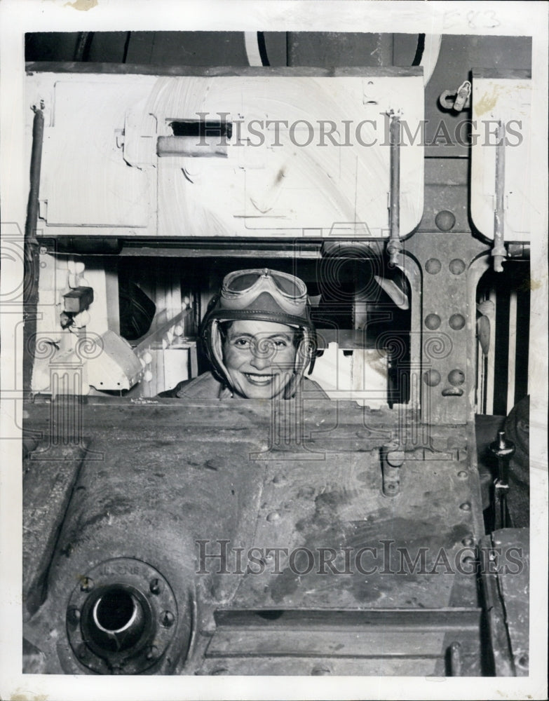 1950 Press Photo Mrs.Anna Rosenberg - Historic Images