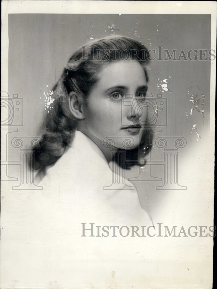 1945 Press Photo Constance Heller - Historic Images