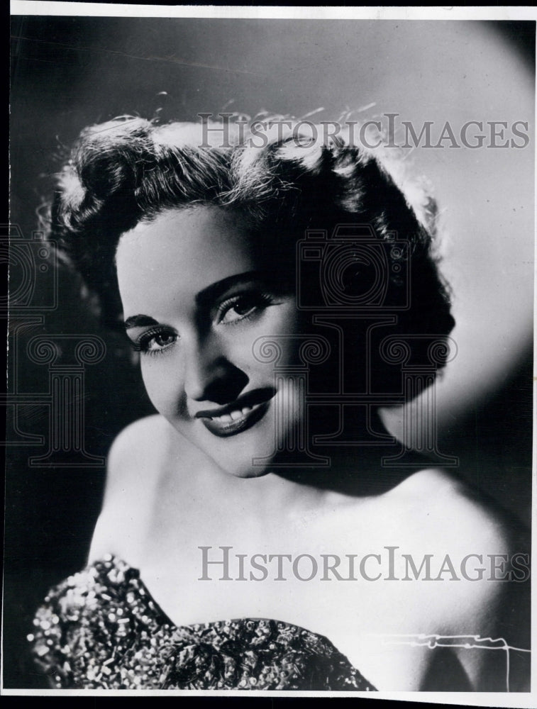 1956 Press Photo Singer Gloria Helm. - Historic Images