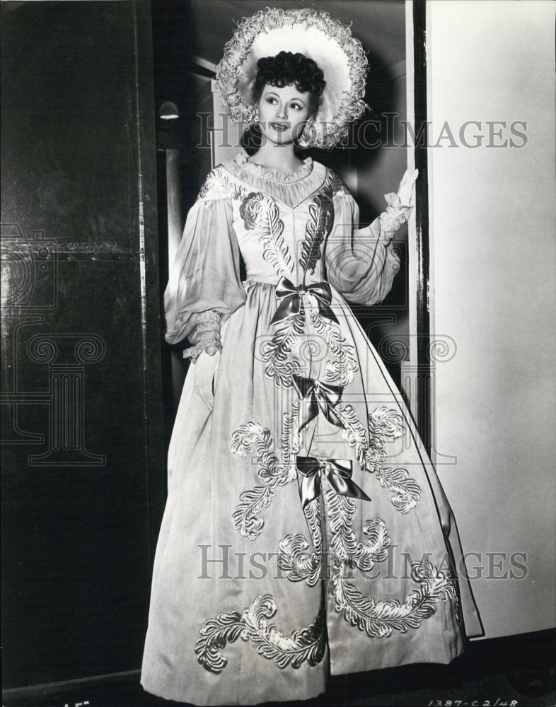 1944 Press Photo Esther Fernadez in &quot;Two Years Beforre the Mast&quot; - Historic Images