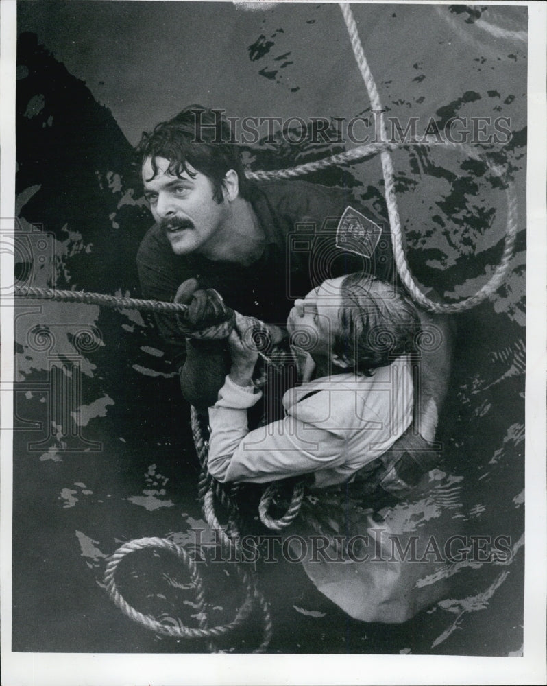 Press Photo Paul Stanley Firefighter Pulling Victim to Safety - Historic Images