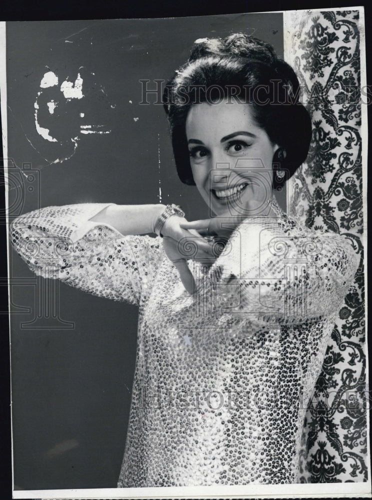 1966 Press Photo Marguerite Piazza Actress Singer The Pat Boone Show - Historic Images