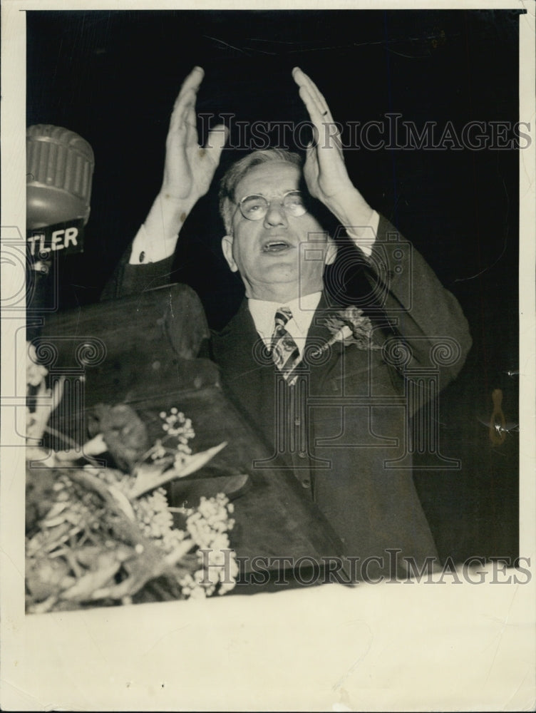 1941 Press Photo Congressman John W. McCormick speaking. - Historic Images