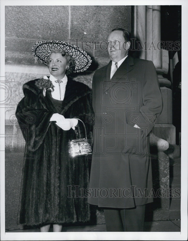 1952 Mr. and Mrs. George Hearst - Historic Images