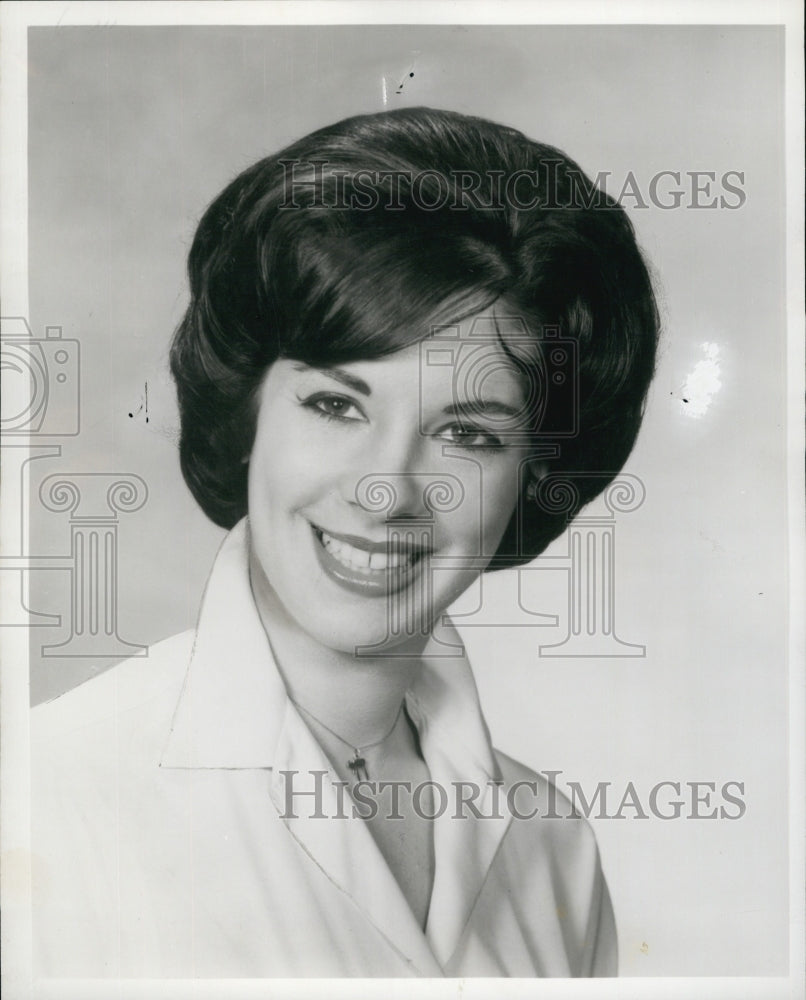 1960 Press Photo Lois Ellinor Ellkinson . - Historic Images