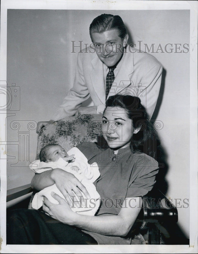 1952 Press Photo Iranian Princess Fatemeh Pahlevi & Husband Vincent Hillyer - Historic Images