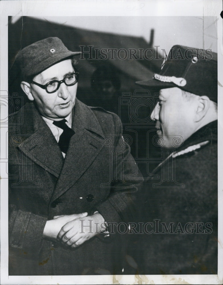 1952 Press Photo Red Cross Official Dr Otto Lehner &amp; N Korea&#39;s Maj Gen Sang Jo - Historic Images