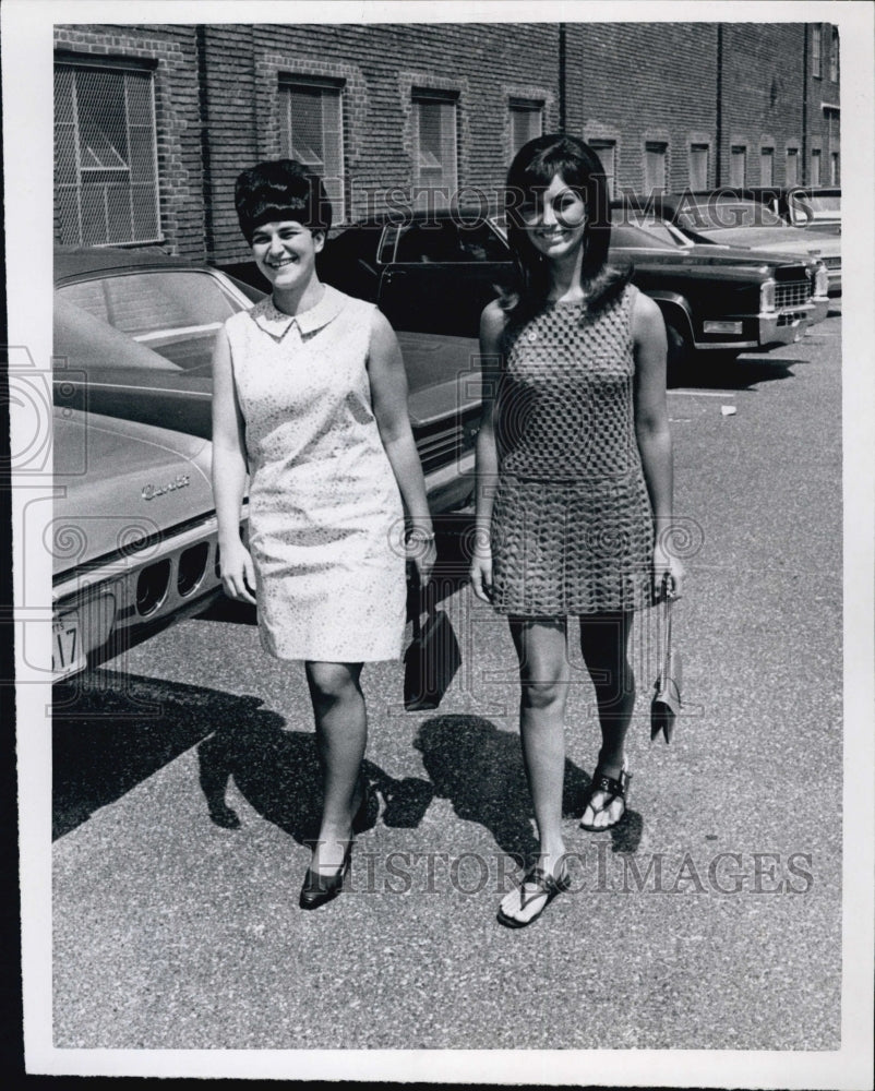 1968 Press Photo Mrs Al Lyle &amp; Mrs Jerry Stephenson - Historic Images