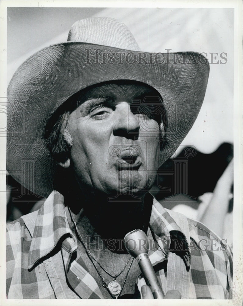 1986 Press Photo WBZ radio &amp; TV actor Dave Maynard - Historic Images