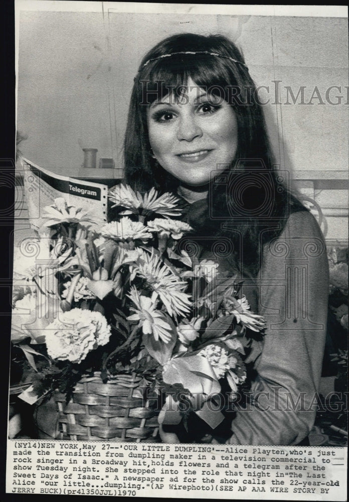 1970 Press Photo Alice Playten in &quot;The Last Sweet Days of Isaac&quot; - Historic Images