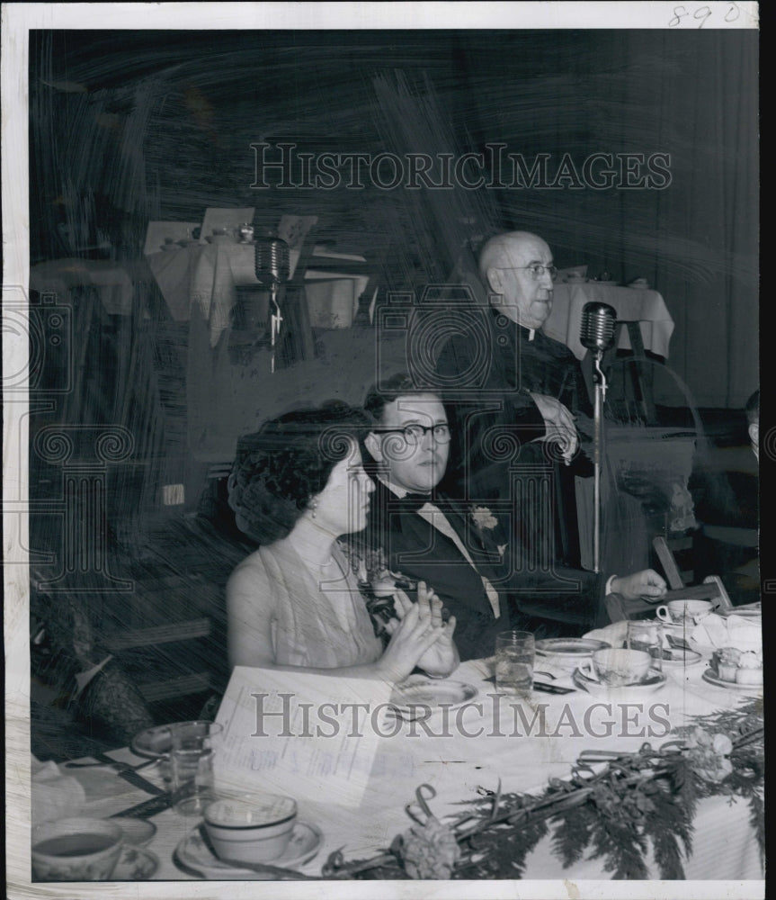 1951 Press Photo Rep.Walter A Sullivan &amp; Wife Marion Guest Of Honor - Historic Images