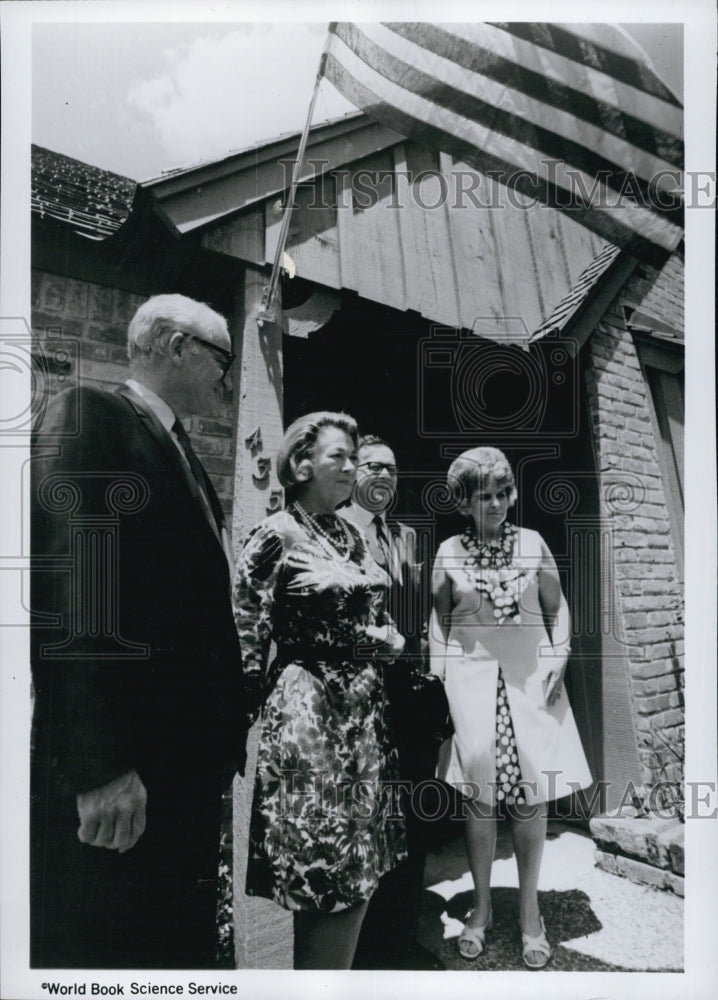 1969 Press Photo American flag hang at the home of Mrs. Thomas P. Stafford. - Historic Images