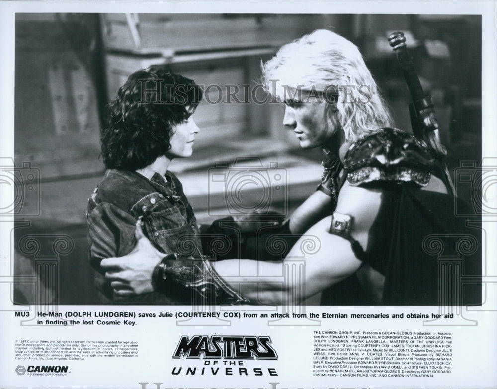 1987 Dolph Lundgren Courteney Cox Actors MASTERS OF THE UNIVERSE - Historic Images