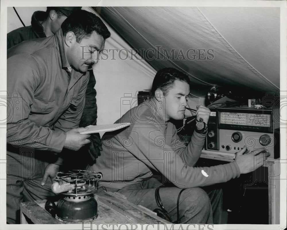 1958 Press Photo Mr Stanley Needleman listening to a message - Historic Images