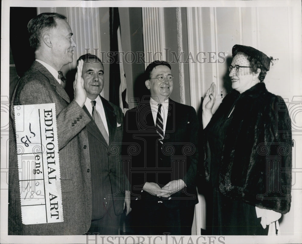 1954 Miss Anna E. Hirsch Being Sworn In As Register Probate Norfolk - Historic Images