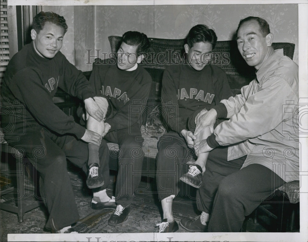 1954 Press Photo Japanese Runners Kurao Hiroshima, Katuo Nishida, Nobuyoshi - Historic Images