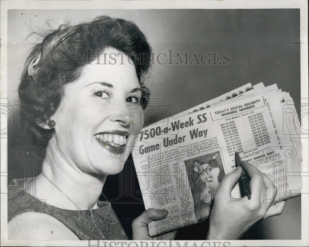 1959 Press Photo Mrs. Constance Gieras of Danvers, Massachusetts - Historic Images