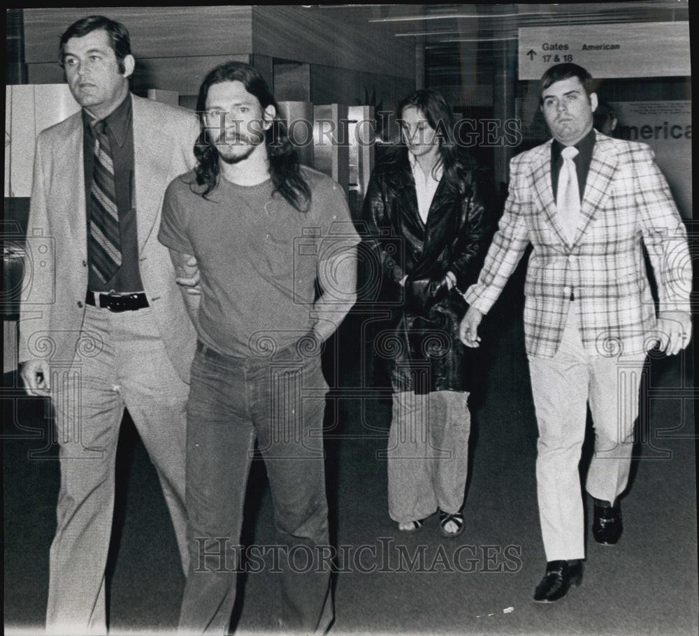 1975 Kenneth Lewis and Patricia Giera - Historic Images