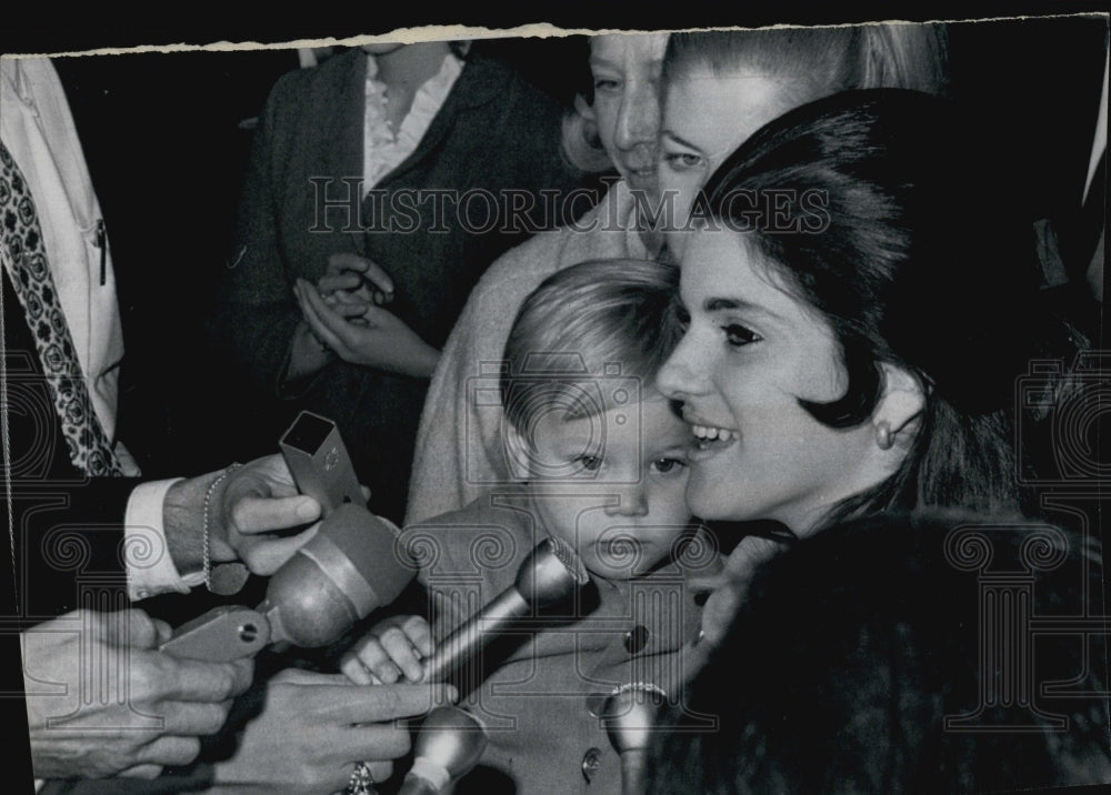 1968 President Johnson&#39;s daughter Luci Nugent speaks to the press - Historic Images