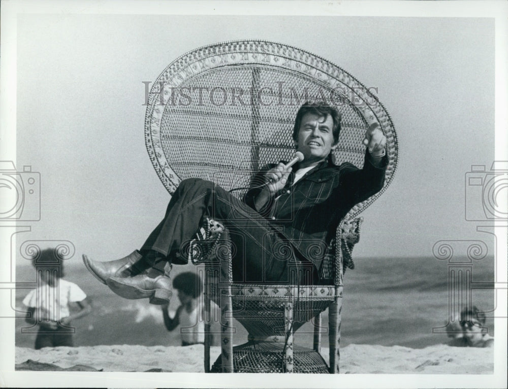 1973 Press Photo Host Dick Clark of &quot;Action 73&quot; - Historic Images