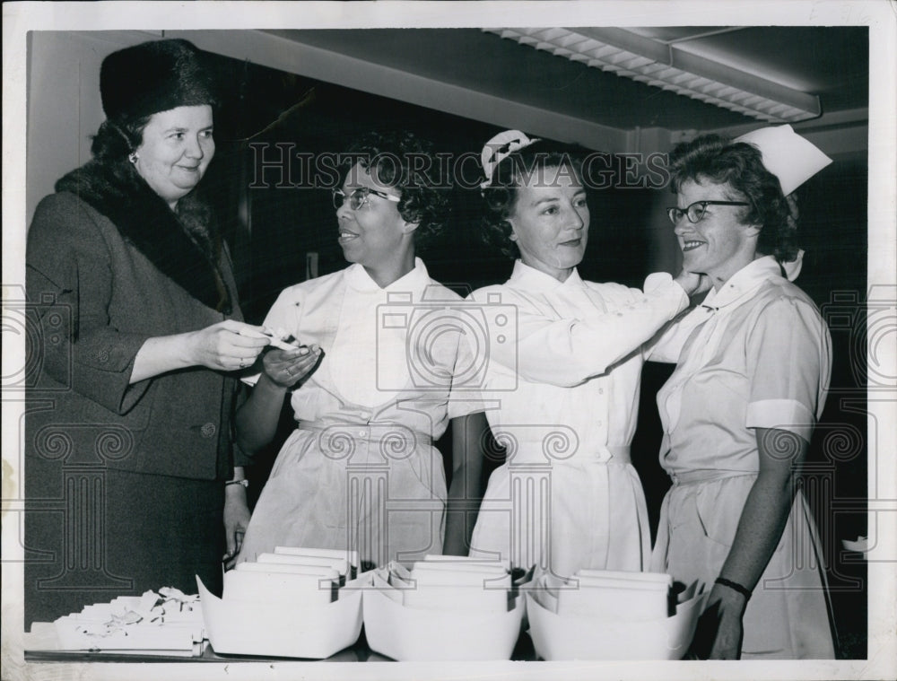 1963 Press Photo Louise Day Hicks,Susie Smith,Charlotte Scott & Frances Dowst - Historic Images