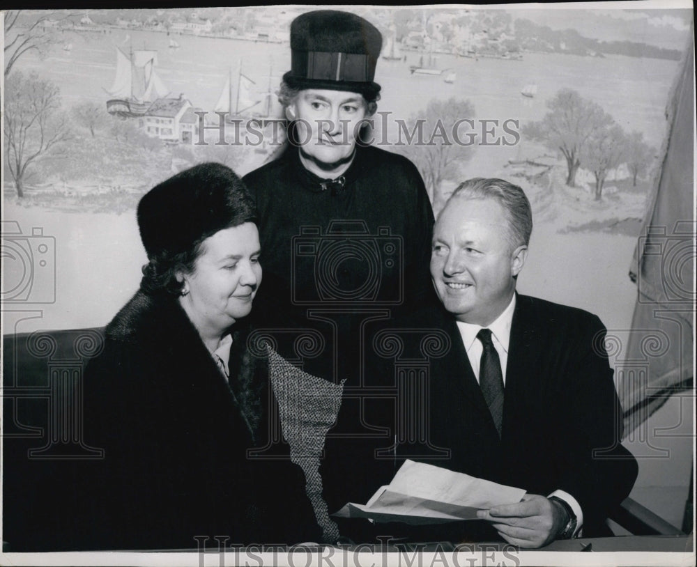 1964 Press Photo Louise Day Hicks,Mayor John Collins &amp; Mrs CJ Goodman - Historic Images