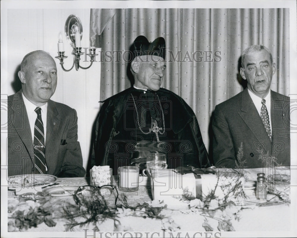 1959 Press Photo Schraffs E Higgins,Richard Cardinal Cushing &amp; G Shattuck - Historic Images