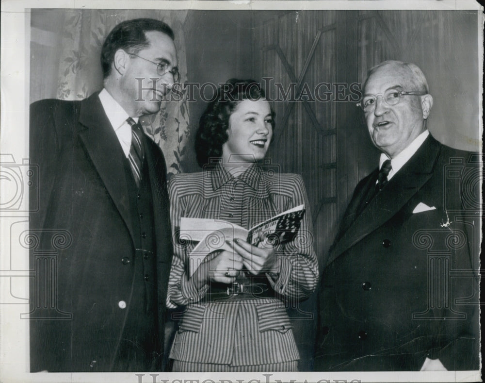 1947 Press Photo Gov. Horace Hildreth, Maine Potato Queen Yevetta Gagne - Historic Images