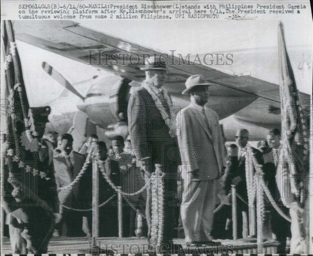 1960 Press Photo Pres. Eisenhower with Philippine Pres. Garcia in Manila - Historic Images