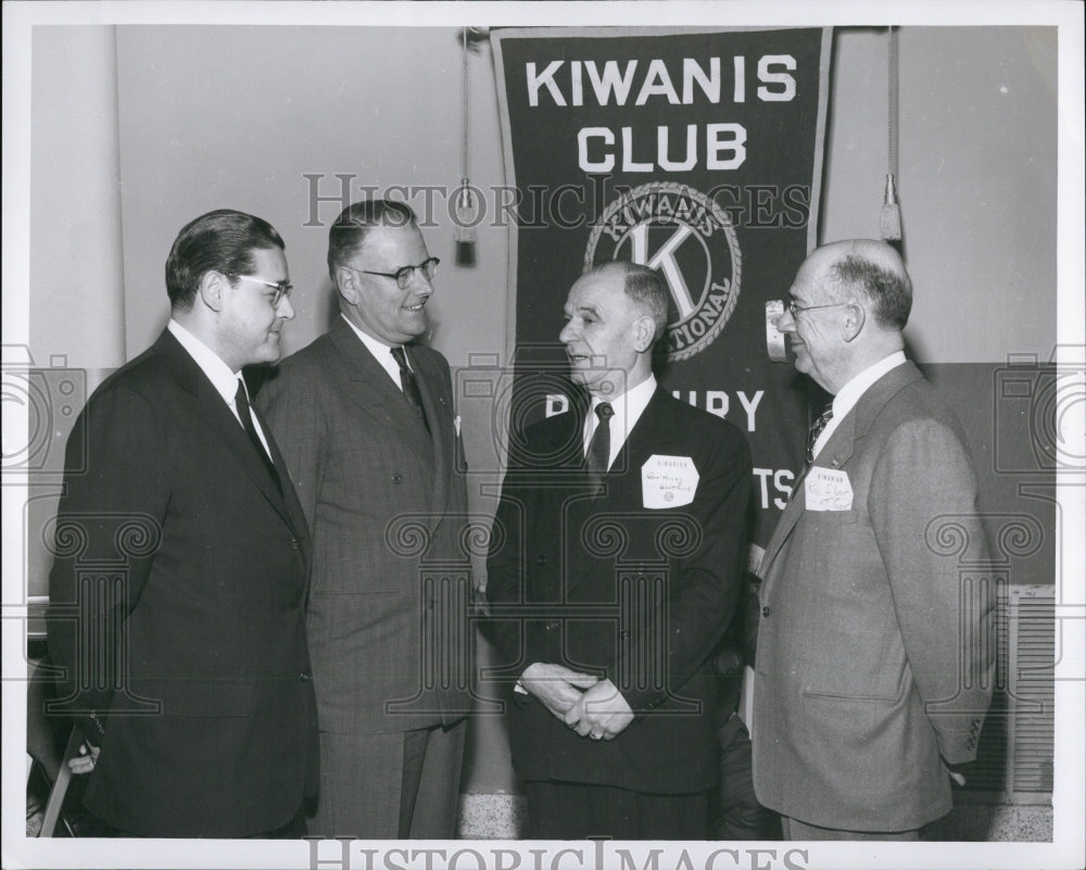 1956 Press Photo Roxbury Kiwanis Dinner at Xherry Biltmore Hotel - Historic Images