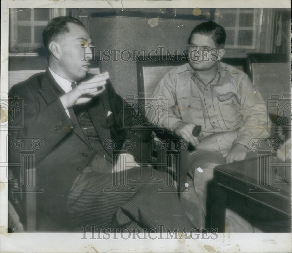 1945 Press Photo Prince Konoye interviewed AP war correspondent - Historic Images