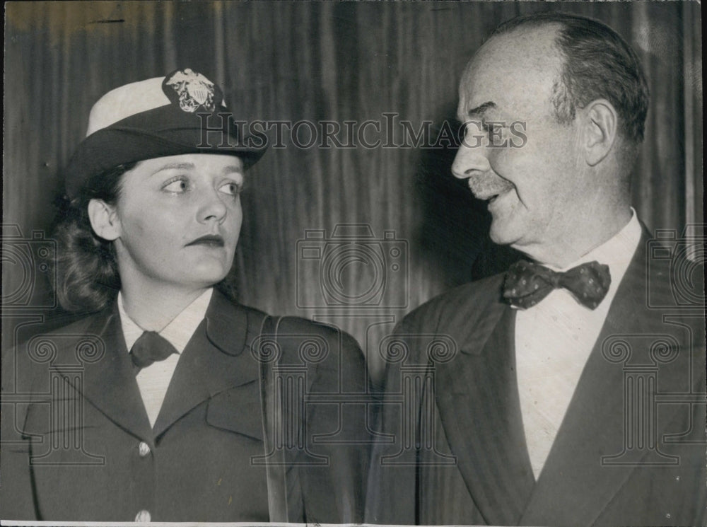 1951 Press Photo Judge John Decham w/ daughter Rosalie - Historic Images