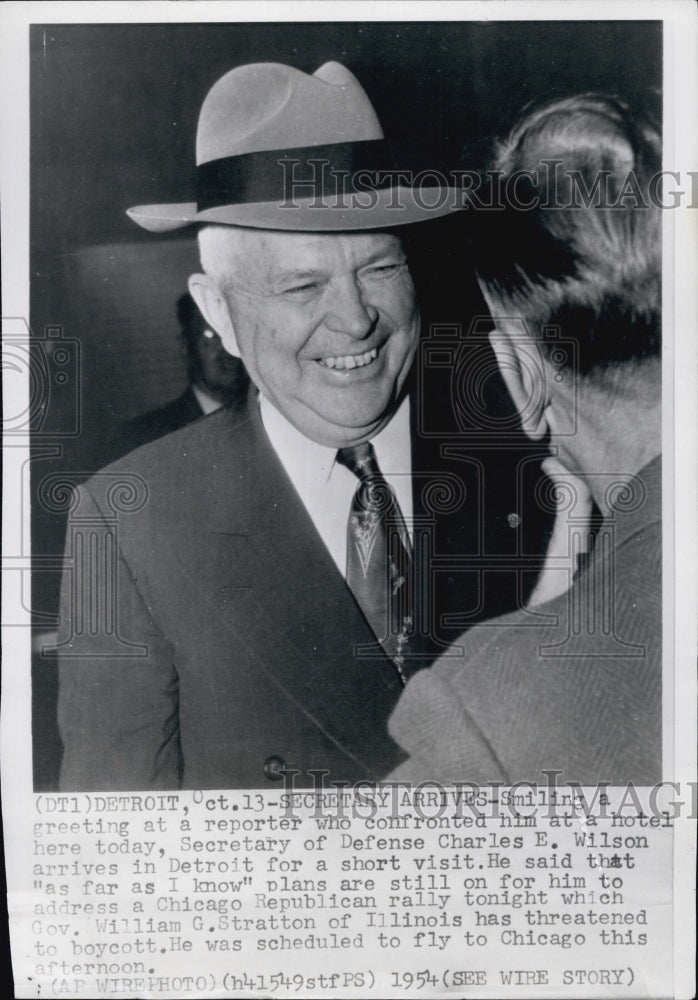 1954 Press Photo Secretary of Defense Charles Wilson Detroit - Historic Images