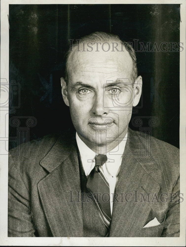 1943 Press Photo Edward McKinney,Cmdr at Army school - Historic Images